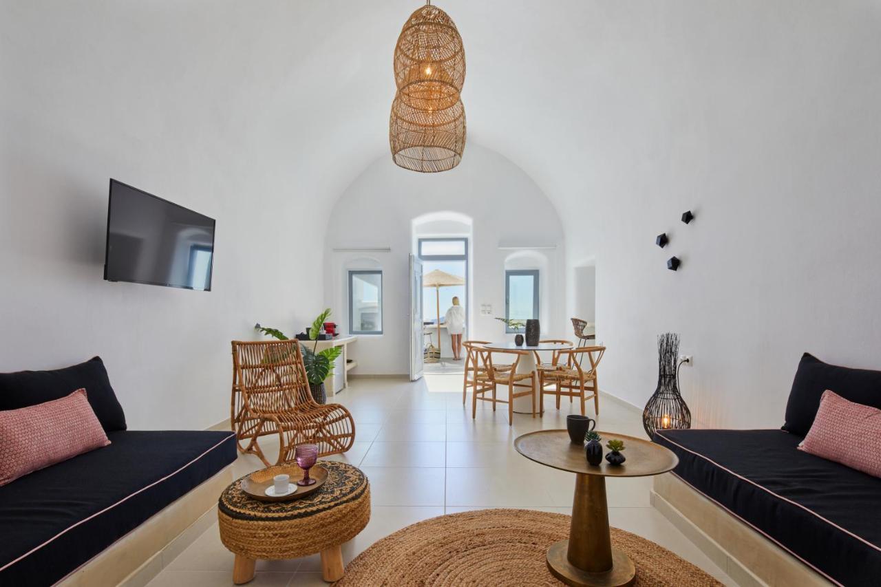 U & Me Suites Fira  Extérieur photo