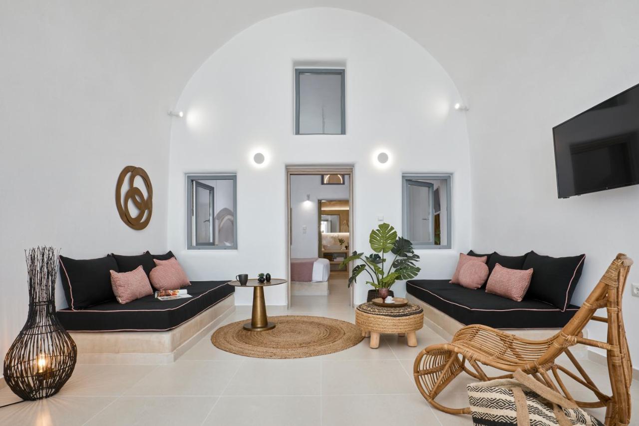U & Me Suites Fira  Extérieur photo