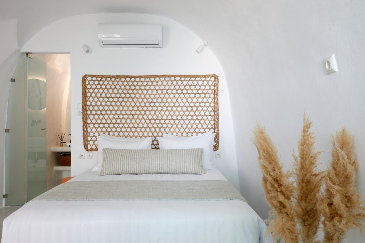 U & Me Suites Fira  Extérieur photo