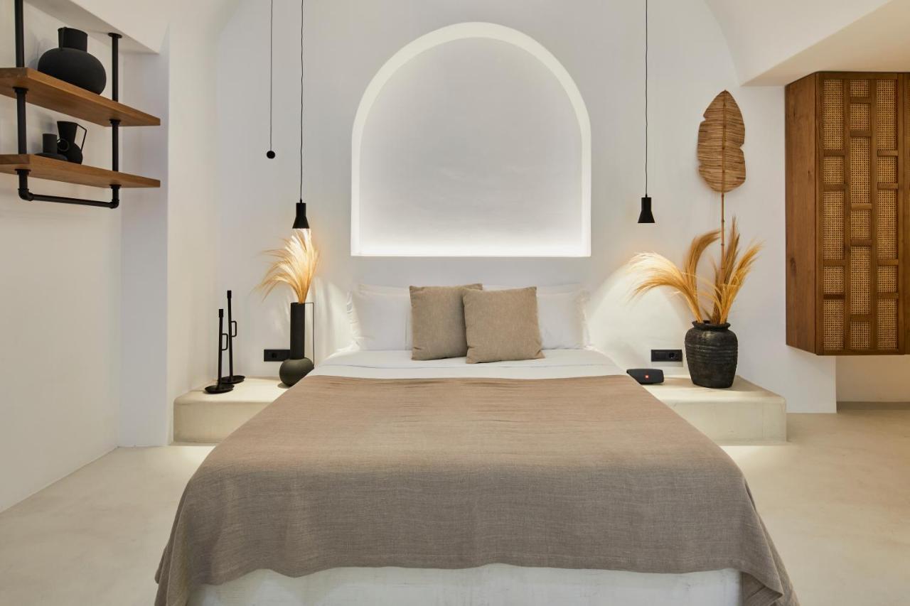U & Me Suites Fira  Extérieur photo