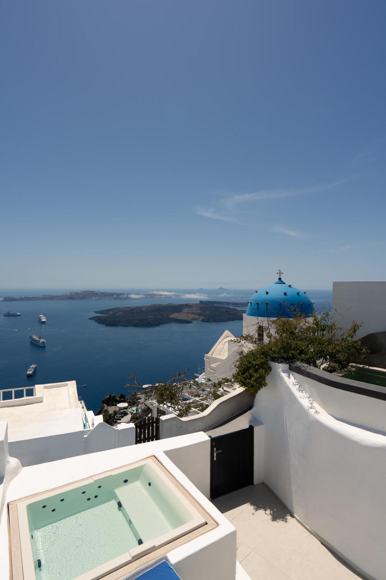 U & Me Suites Fira  Extérieur photo